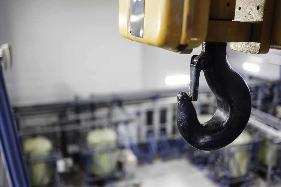 pixta_37546934_XL-960x640