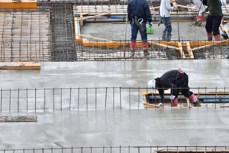 pixta_16945671_M-960x637